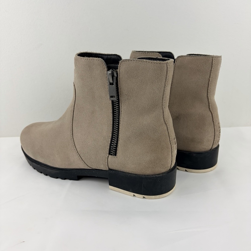 Sorel Women Boots Beige Suede Size 9.5 Chelsea Zip Ankle Lug‎ Sole Waterproof - Picture 4 of 10